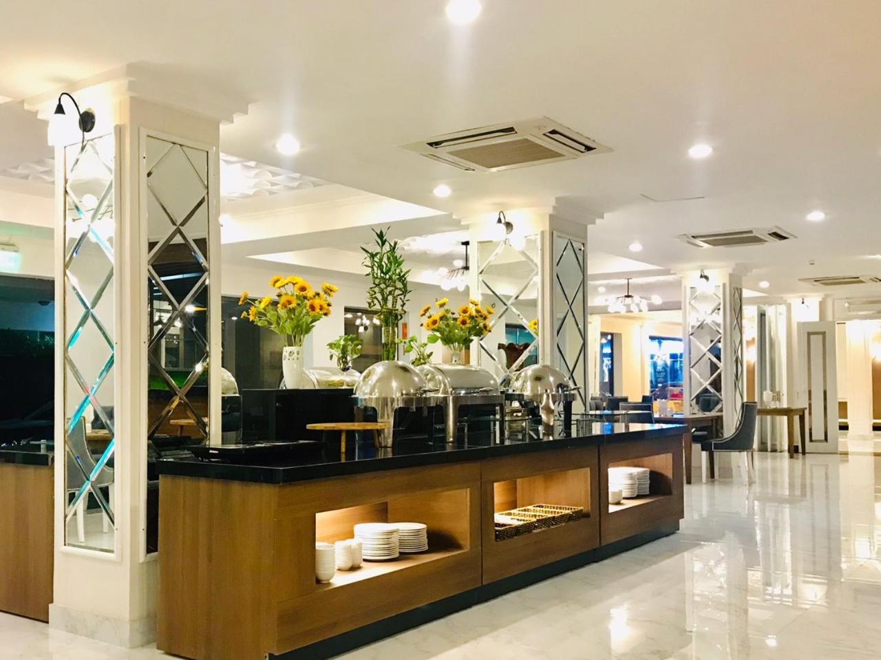 Saigon Tourane Hotel Da Nang Exterior foto